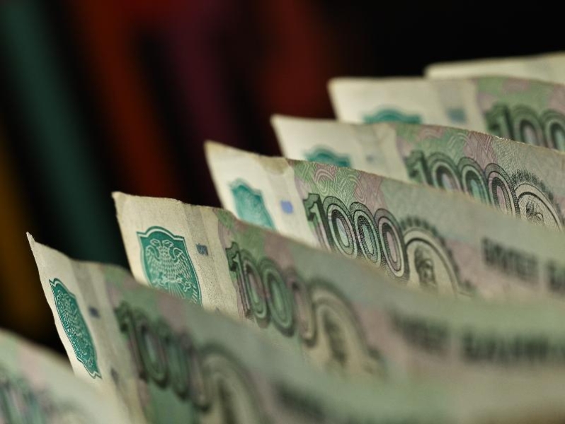 Банк России понизил ключевую ставку до 15,5%