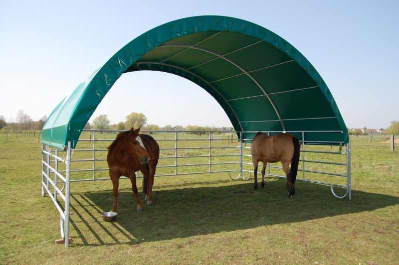 Навесы и теники для пастбищ