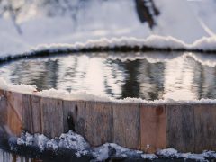 Как сделать зимний водопой, чтобы вода в нем не замерзала зимой