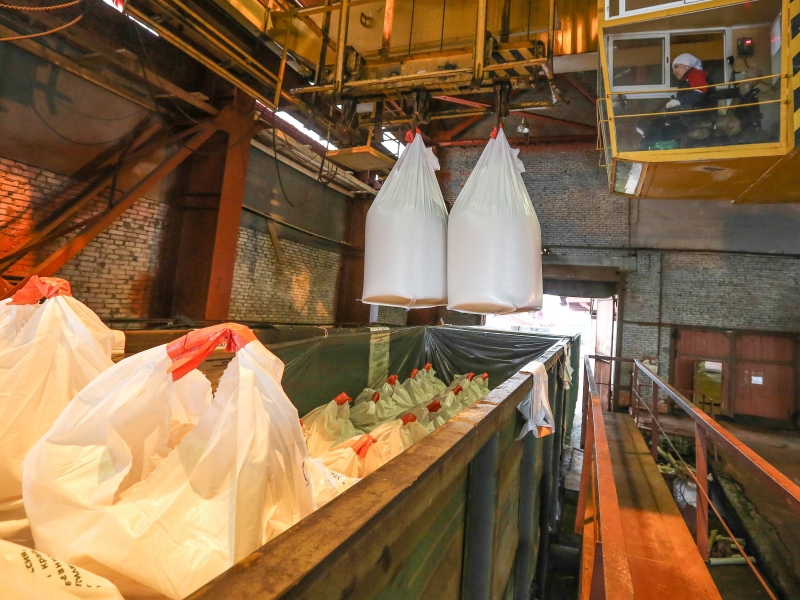 Государство увеличивает закупки удобрений